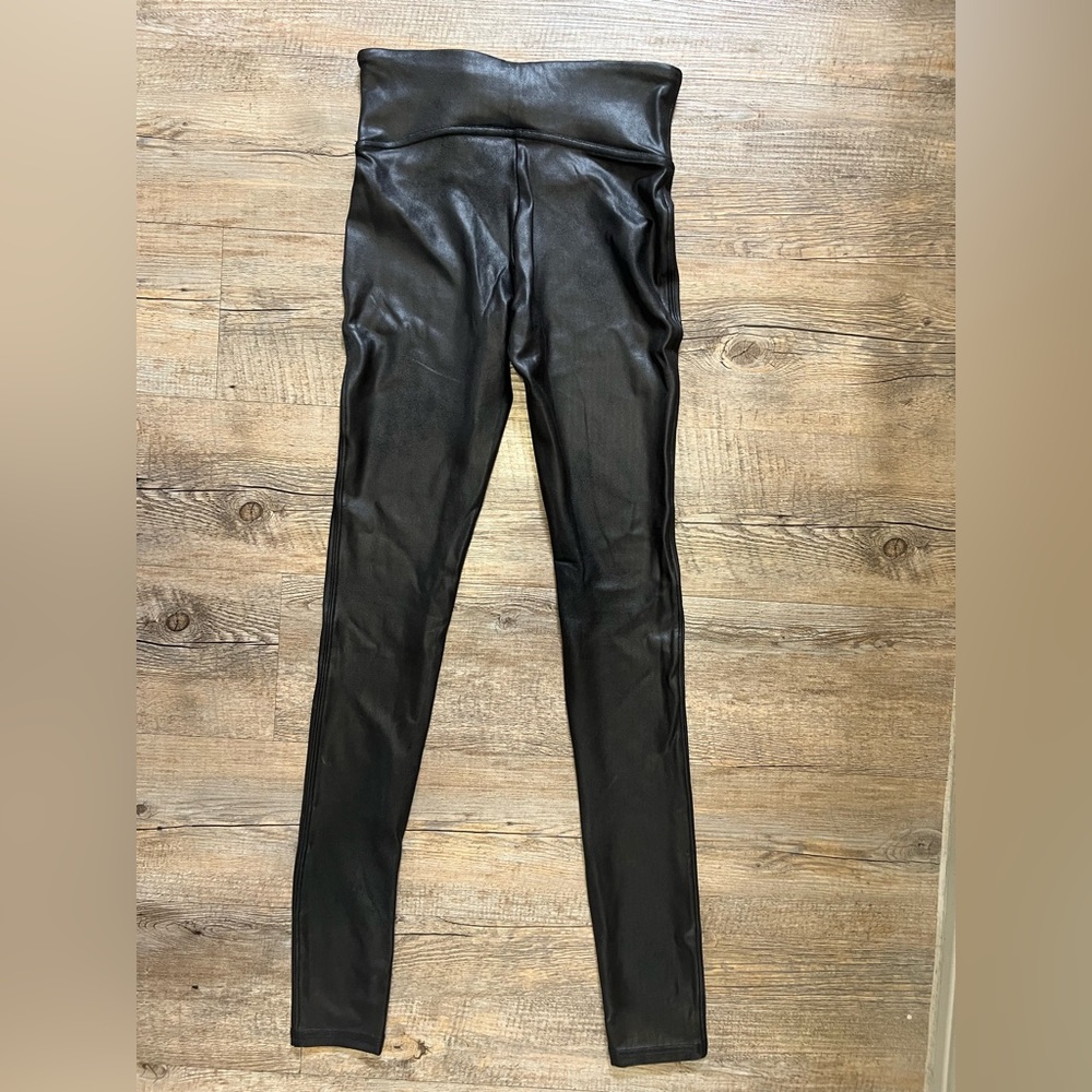 Spanx faux leather leggings - size xsmall - Picture 5 of 10